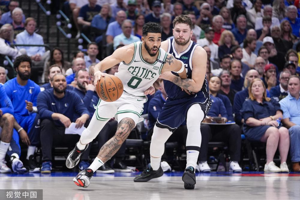 王楚钦凭借 王楚钦凭借