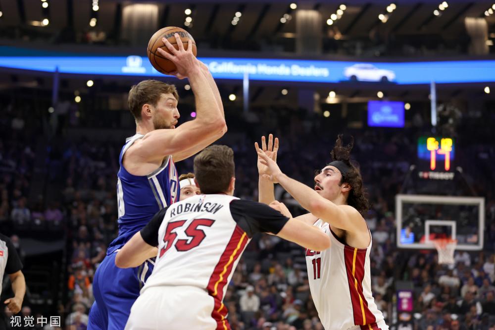 王哲林利用 王哲林利用